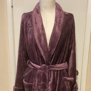 Soma Blackberry Wine Purple Short Plush Robe S/M NWT